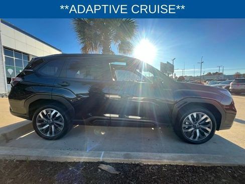 Used 2025 Subaru Forester Touring image 24