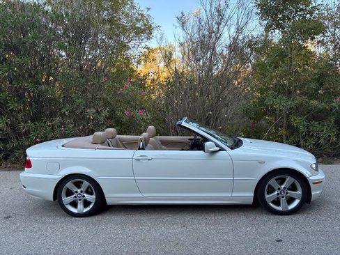 Used 2004 BMW 325Ci Convertible RWD image 15