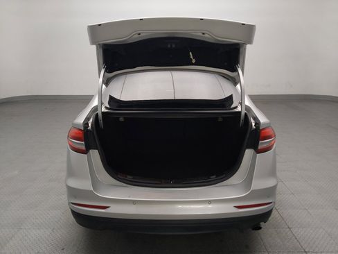 Used 2019 Ford Fusion SE FWD image 29