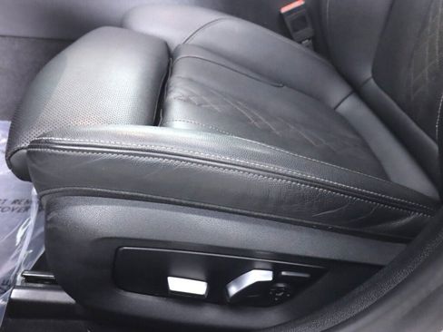 Used 2021 BMW 530i xDrive w/ Convenience Package AWD/4WD image 34