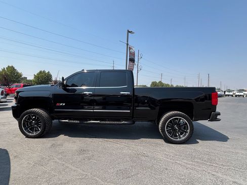 Used 2019 Chevrolet Silverado 2500 LTZ w/ Duramax Plus Package AWD/4WD image 8