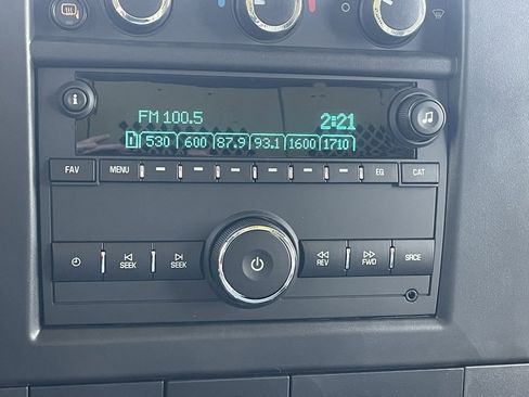 New 2025 Chevrolet Express 3500 w/ Driver Convenience Package image 35