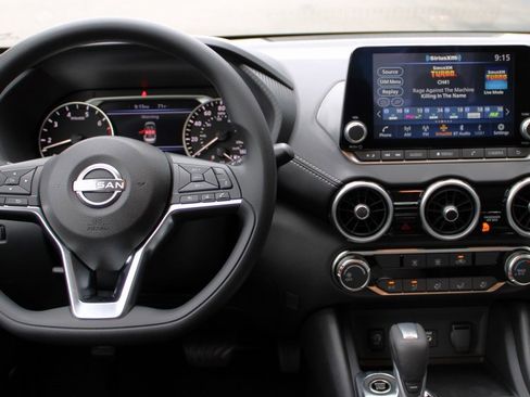 New 2025 Nissan Sentra SV image 4