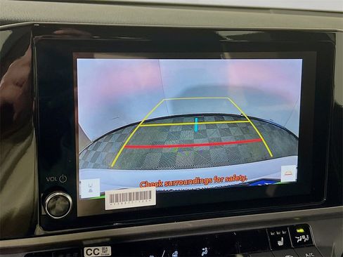 New 2026 Toyota Camry Hybrid image 12