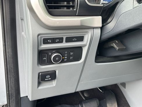 Used 2022 Ford F150 XLT w/ Equipment Group 302A High AWD/4WD image 19