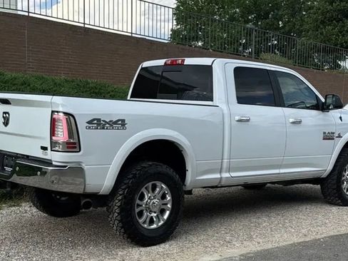 Used 2017 RAM 2500 Laramie w/ Off Road Package AWD/4WD image 7