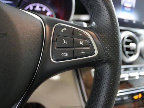 Used 2018 Mercedes-Benz GLC 300 image 11