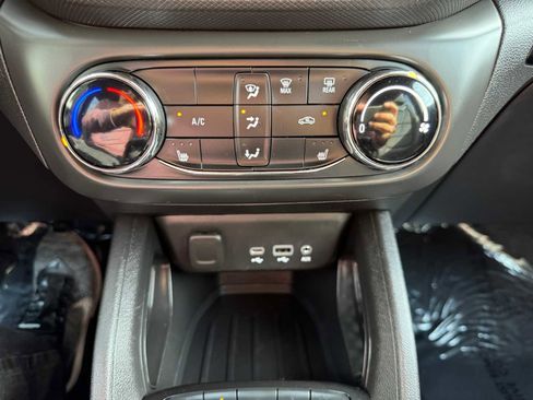 Used 2023 Chevrolet TrailBlazer RS image 23