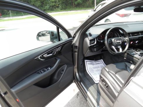 Used 2017 Audi Q7 3.0T Premium Plus AWD/4WD image 10