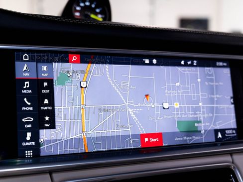 Used 2019 Porsche Panamera 4 AWD/4WD image 45