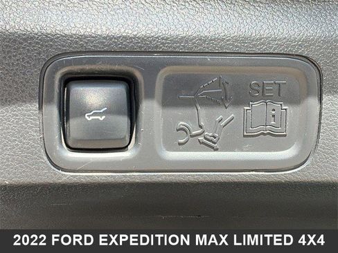 Used 2022 Ford Expedition Max Limited image 19