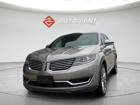 Used 2016 Lincoln MKX Reserve w/ Technology Package AWD/4WD image 4