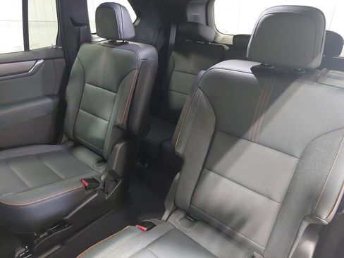 Used 2025 GMC Acadia AT4 w/ LPO, Floor Liner Package AWD/4WD image 16