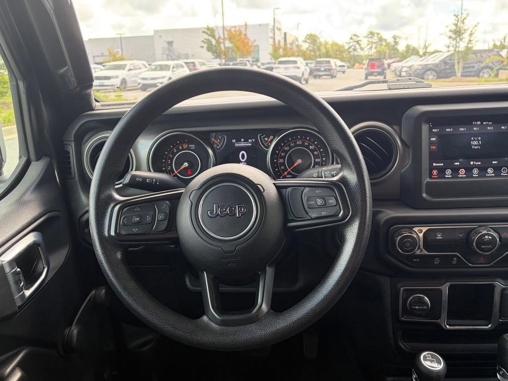 Used 2022 Jeep Wrangler Sport AWD/4WD image 18