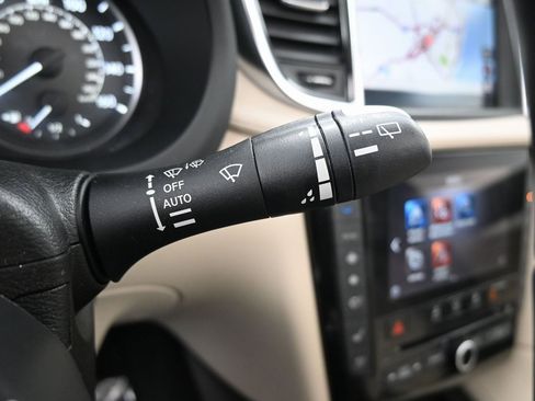 Used 2021 INFINITI QX50 Sensory w/ Cargo Package image 19