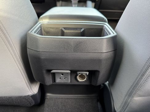 New 2025 Toyota Tacoma TRD Off-Road image 7