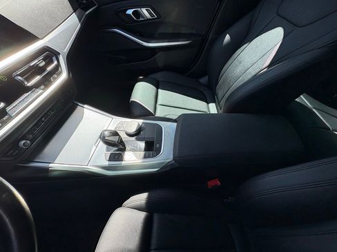 Used 2020 BMW 330i xDrive Sedan w/ M Sport Package AWD/4WD image 23
