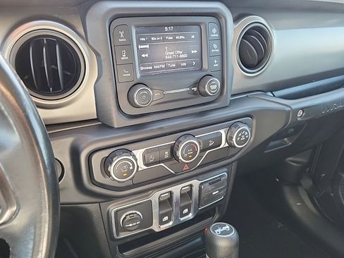 Used 2020 Jeep Wrangler Sport image 20