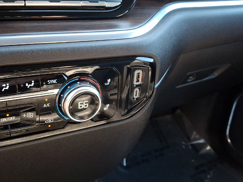 Certified 2024 GMC Sierra 1500 SLT AWD/4WD image 25