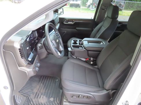 Certified 2024 Chevrolet Silverado 1500 LT w/ Z71 Off-Road Package AWD/4WD image 24