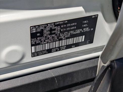 Used 2019 Toyota RAV4 Limited w/ Carpet Mat Package AWD/4WD image 27