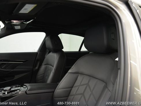 Used 2024 BMW 530i w/ M Sport Package RWD image 13