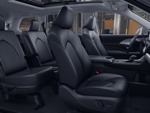 New 2026 Toyota Grand Highlander AWD Hybrid image 22