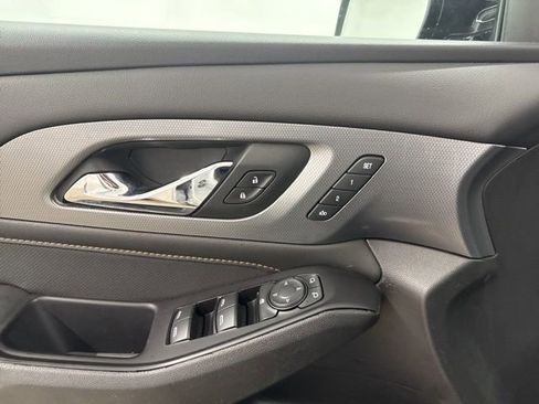 Used 2018 Chevrolet Traverse Premier w/ Redline Edition image 33
