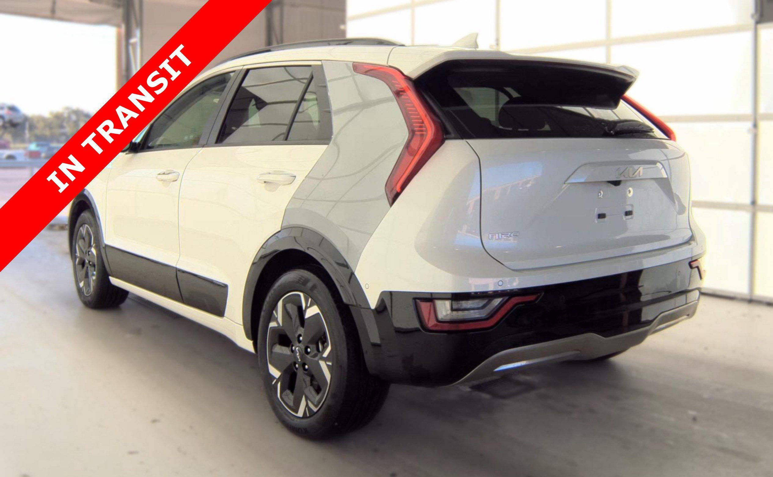 Used 2023 Kia Niro Wave w/ Wave Preserve Package FWD image 4