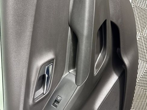 Used 2018 Chevrolet Trax LS FWD image 31