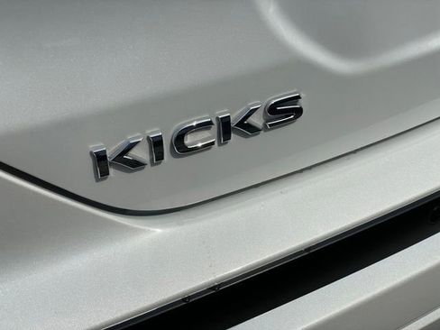 Certified 2023 Nissan Kicks SV FWD image 28
