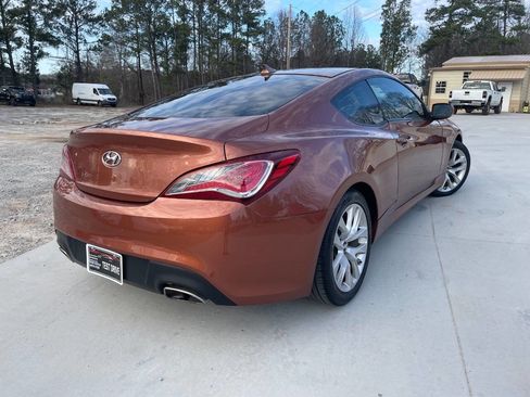 Used 2013 Hyundai Genesis 2.0T image 7