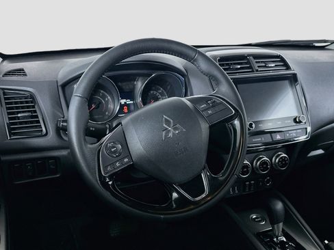 Used 2024 Mitsubishi Outlander Sport AWD image 18