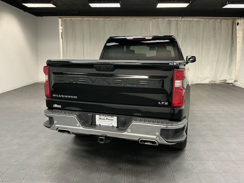Used 2024 Chevrolet Silverado 1500 LTZ w/ Z71 Off-Road Package AWD/4WD image 5