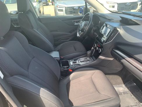 Used 2023 Subaru Forester Premium AWD/4WD image 19
