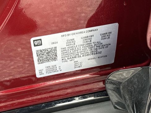 Used 2025 Buick Encore GX Sport Touring w/ Comfort Package AWD/4WD image 31