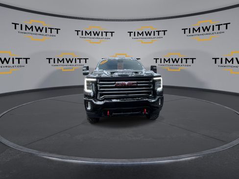 Used 2021 GMC Sierra 2500 AT4 w/ AT4 Premium Plus Package image 4