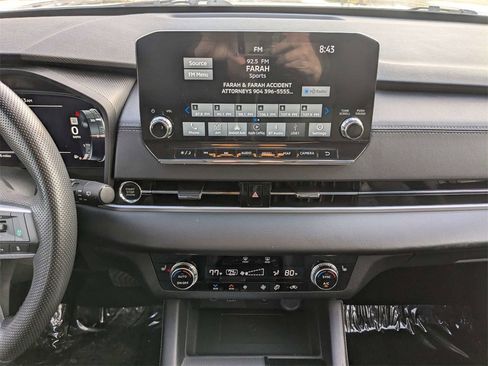 Used 2024 Mitsubishi Outlander SEL image 20