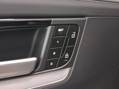 New 2026 Porsche Cayenne E-Hybrid image 12