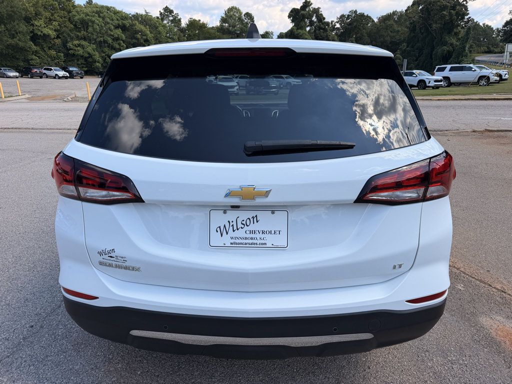 Used 2024 Chevrolet Equinox LT FWD image 5