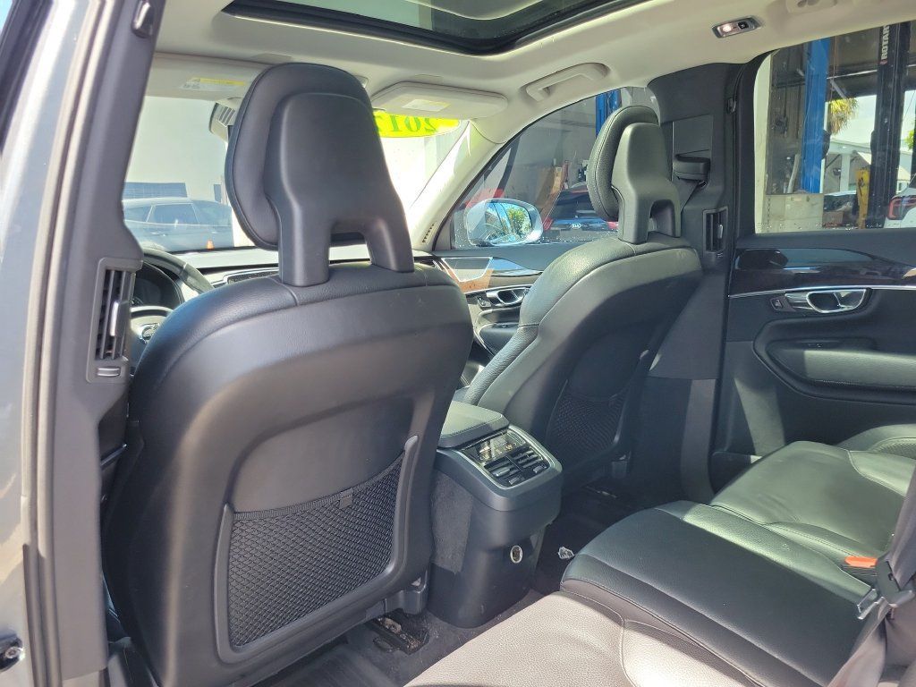 Used 2017 Volvo XC90 T6 Momentum w/ Vision Package AWD/4WD image 14