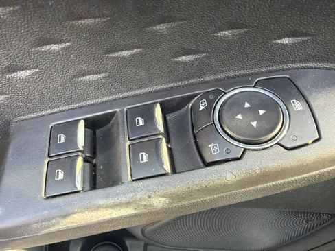 Used 2020 Ford Escape SEL FWD image 25