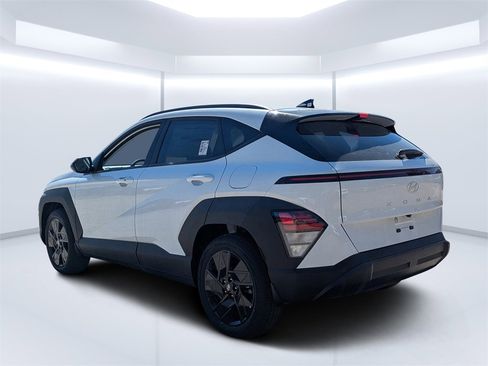 Used 2026 Hyundai Kona SEL Sport image 5