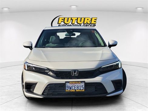 Used 2024 Honda Civic EX-L image 2