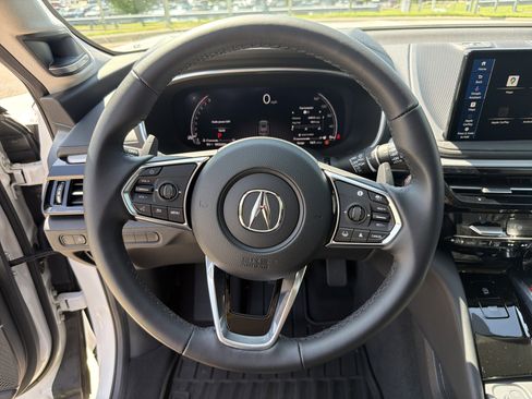 Certified 2026 Acura MDX FWD w/ Technology Package image 18