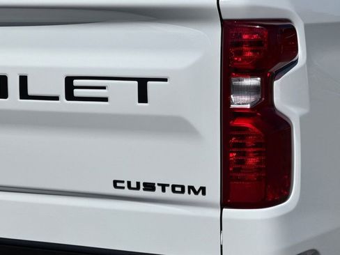 Certified 2022 Chevrolet Silverado 1500 Custom w/ LPO, Dark Essentials Package image 32