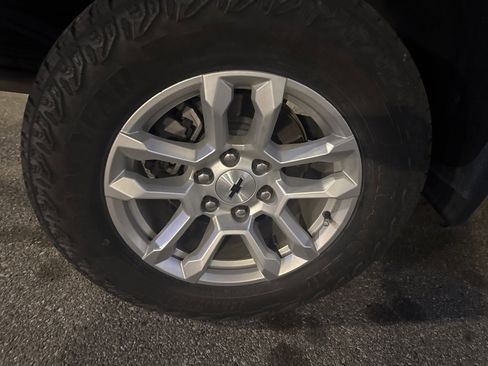 Used 2024 Chevrolet Silverado 1500 RST image 11