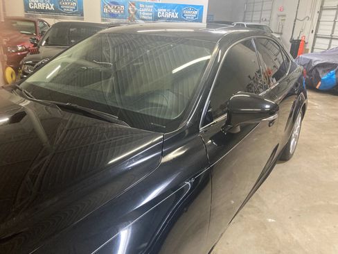 Used 2016 Lexus IS 200t RWD image 13