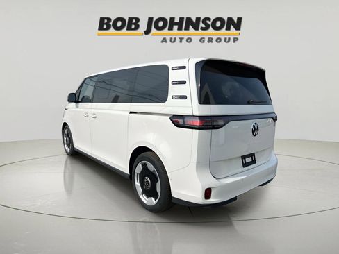 New 2025 Volkswagen ID. Buzz Pro S image 6