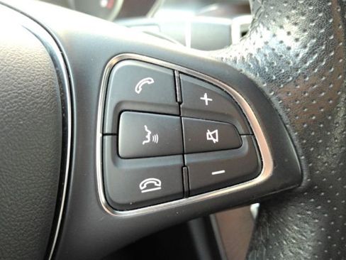 Used 2018 Mercedes-Benz C 300 CONVERTIBLE image 37